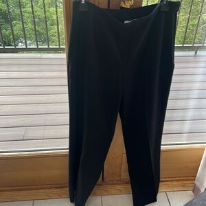 Woman’s Coldwater Creek pants